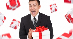 23 февраля подарок коллеге