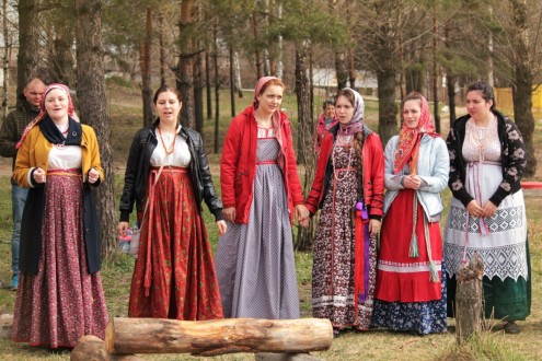 народные гулянья на пасху
