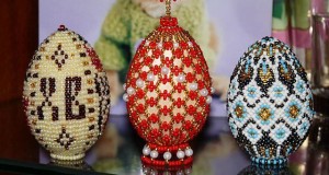 пасхальные яйца с бисерным плетением