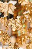 оригинальные подвески из золотых кленовых листьев