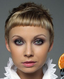 Короткая челка для овального лица